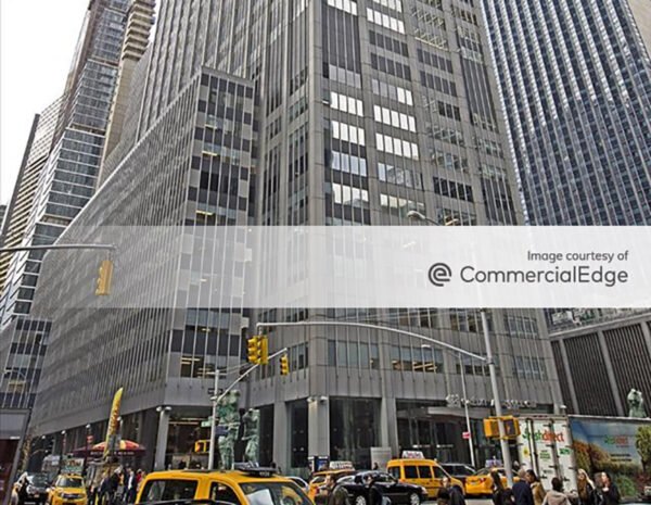 Paramount Lands 74 KSF Lease in Manhattan