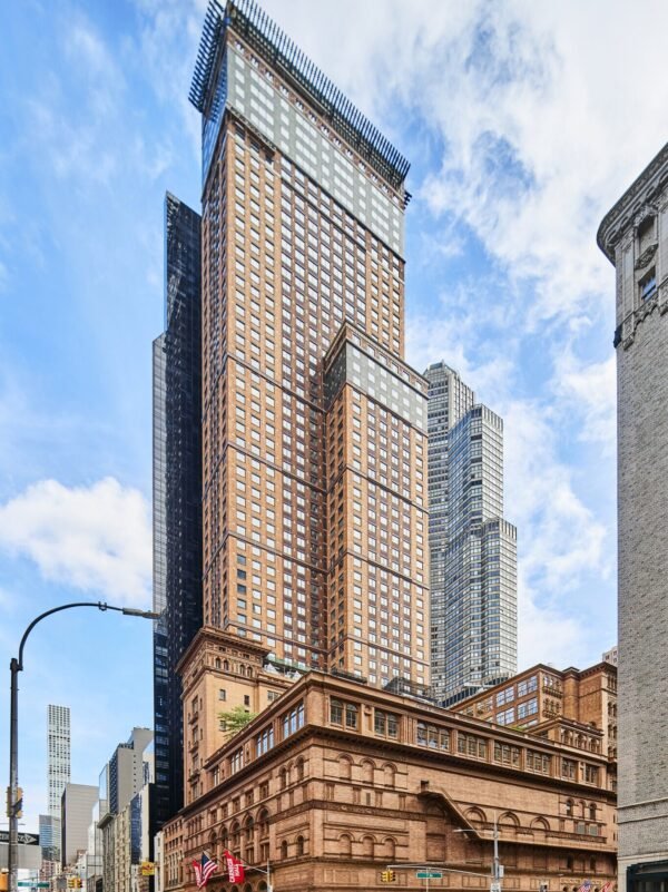 TF Cornerstone Lands New Lease in Midtown Manhattan