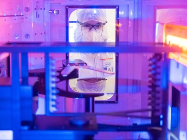 Intel to Receive .5B in Federal Funds for Semiconductor Projects