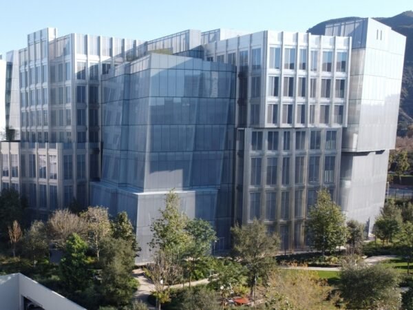 Worthe, Stockbridge Land 5M for Warner Bros HQ