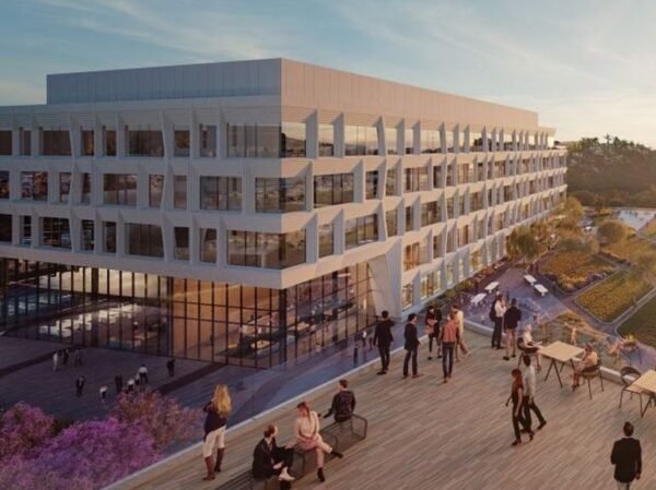 Pfizer Signs 230 KSF San Diego Lease