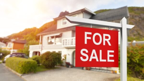 Efficient Property Sales: East London Estate Agents