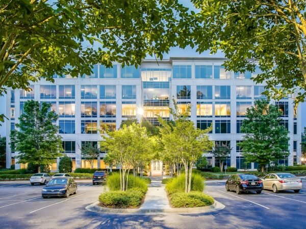 Vero Capital JV Lands Recap for Sun Belt Office Portfolio