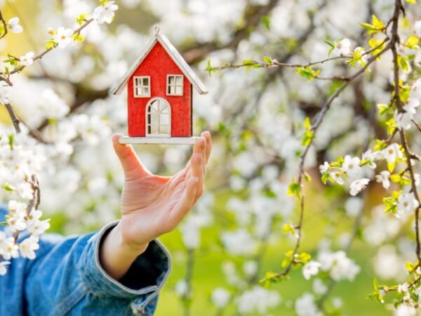 Spring into Action: Buying London Property and Moving in Within 2 Weeks with Real Estate Agents London – London Estate Agents