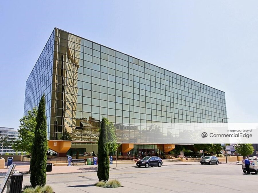 Commencement Bank Eyes HQ Relocation Near Seattle