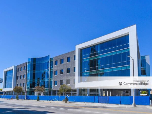 Tristar Realty Secures M for Los Angeles MOB
