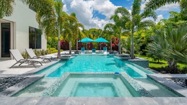 Spring-Ready Homes Designed for Indoor-Outdoor Living