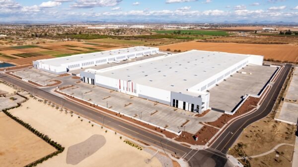 Echo Real Estate Completes 676 KSF Phoenix Campus