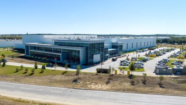 EV Magnet Factory Attracts M for Construction