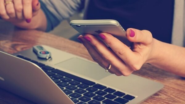 Homebuyers continue to share sensitive personal information over email