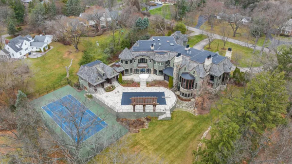 Michigan Home Comes With An Indoor Basketball Court