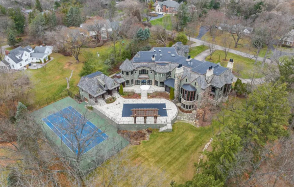 Michigan Home Comes With An Indoor Basketball Court