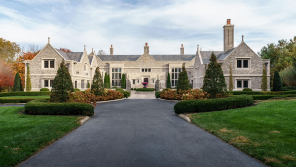Grand Limestone Home on 10 Acres in Lexington, Kentucky