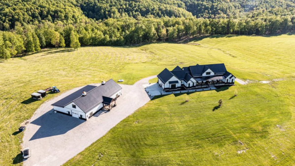 45 Acre Estate In Kentucky With Main House And Barndominium