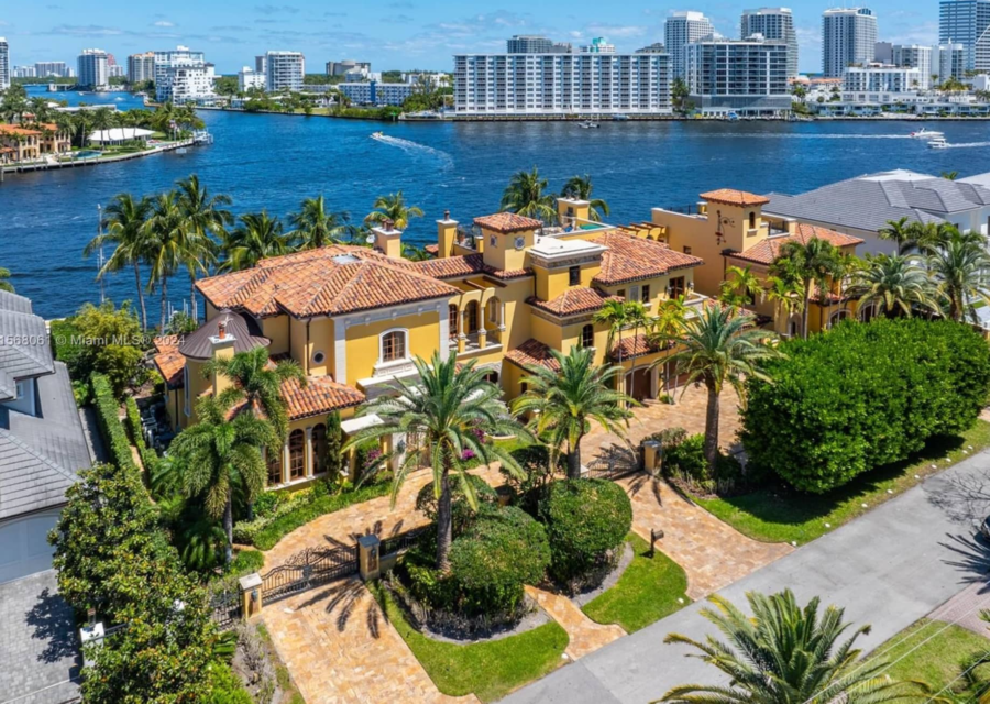 Waterfront Florida Home Comes With 16 Bathrooms & 2 Elevators