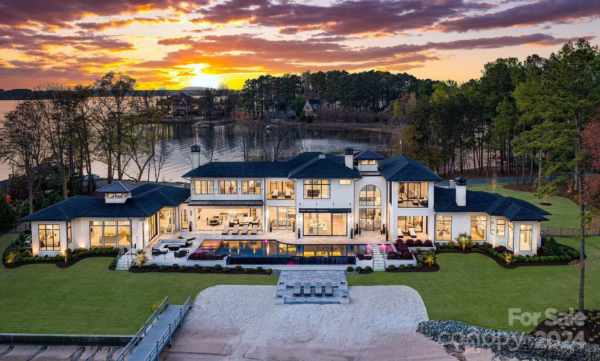  Million Lakefront Home In Cornelius, North Carolina