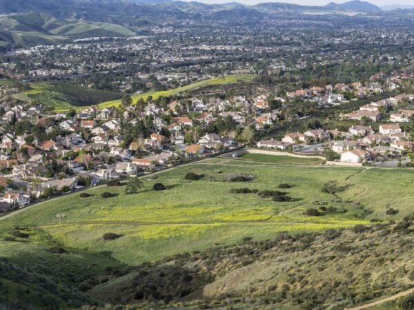 Rexford Signs New Tenant at Simi Valley Industrial Property
