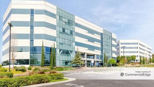 Lincoln Property Lines Up M Refi for Los Angeles Campus