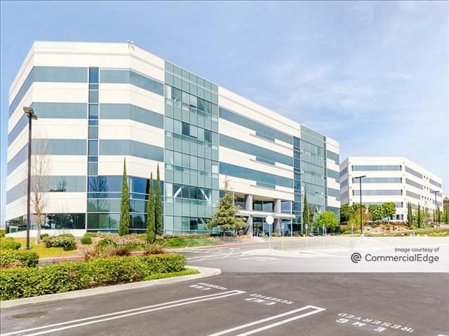 Lincoln Property Lines Up M Refi for Los Angeles Campus