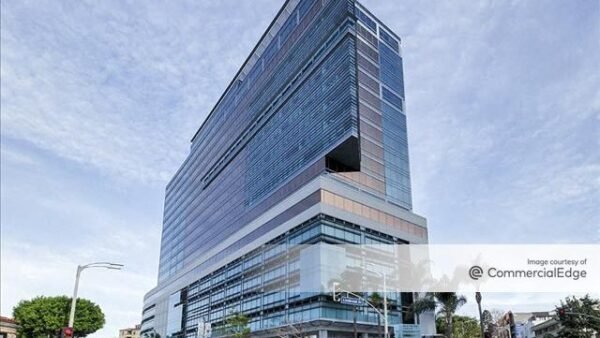 Industrious Opens LA Coworking Space