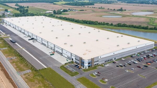 W. P. Carey Buys 1.2 MSF Columbus Facility