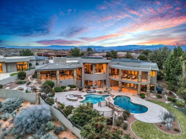 Homes for Sale with Luxurious Spa Elements
