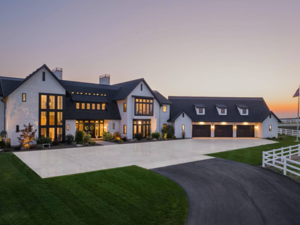 Idaho Home On Over 4 Acres With 7-Car Garage And Pool