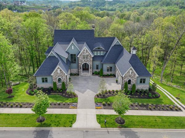  Million Tennessee Home Comes With Walk-In Gun Safe
