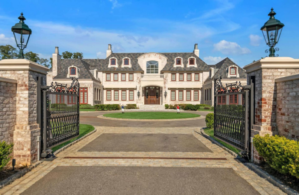Grand  Million Brick Home Lists On Long Island