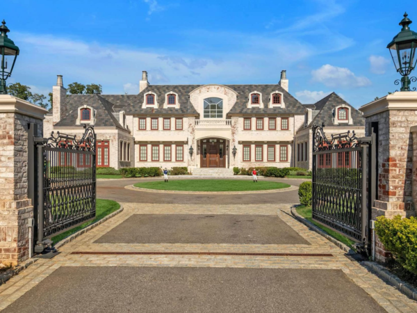 Grand  Million Brick Home Lists On Long Island