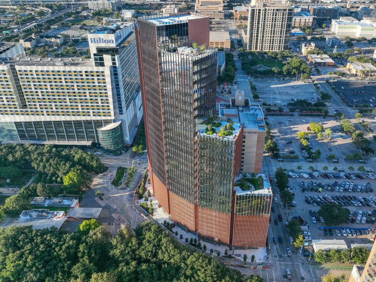 Boston Consulting Takes 53 KSF at Skanska Tower in Houston