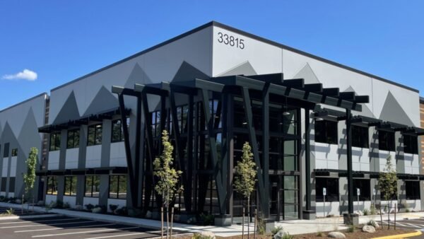 Amazon Leases 225 KSF Building in Suburban Seattle