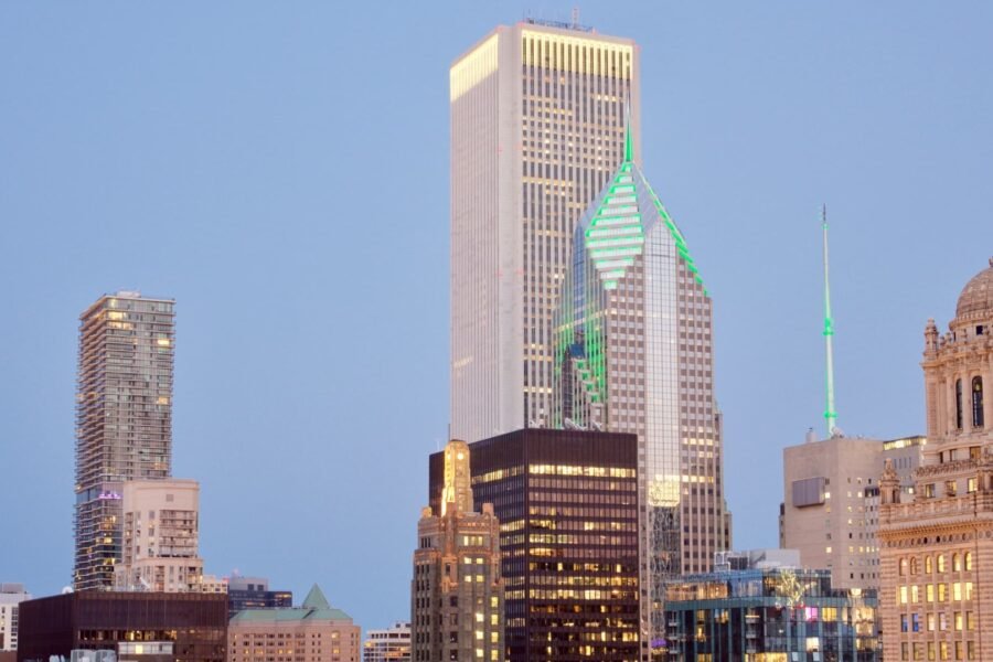 HOK Signs New 25KSF Lease at One Pru Plaza