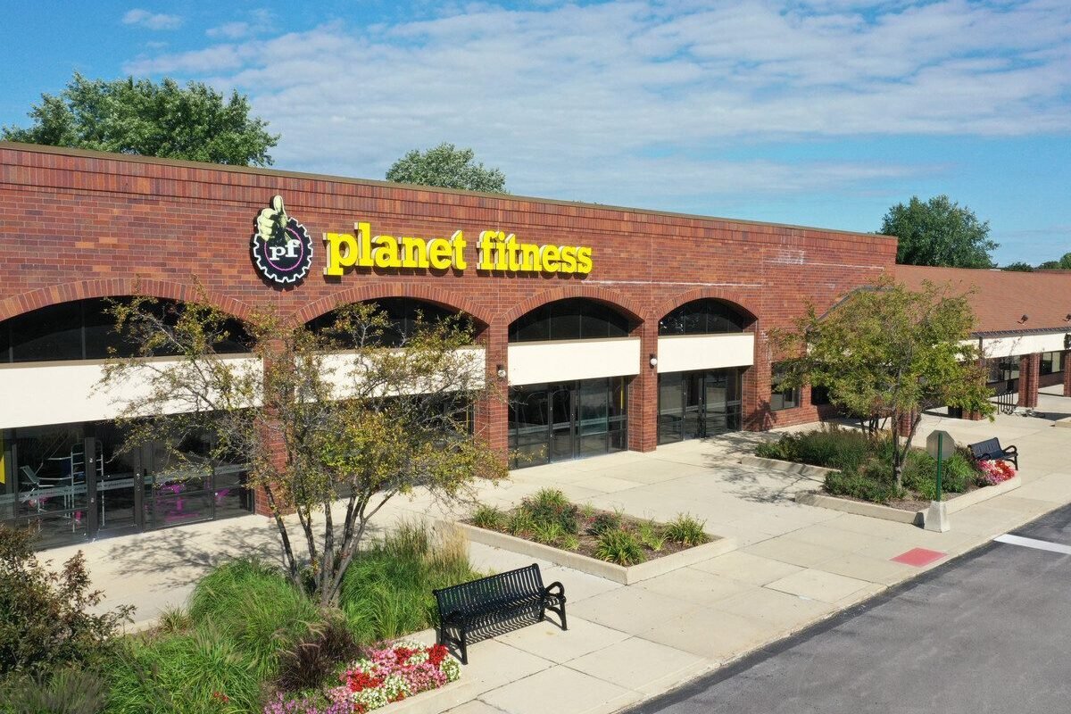 DRA Advisors Sells Chicago-Area Retail Asset