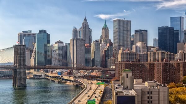 WGAE Renews Lease at Hudson Street HQ| CommercialCafe
