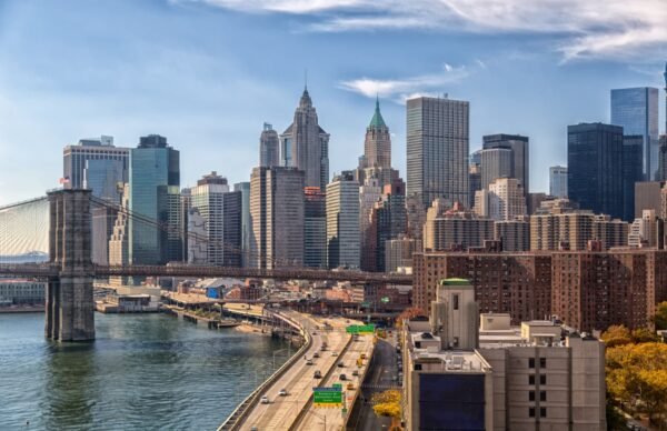 WGAE Renews Lease at Hudson Street HQ| CommercialCafe