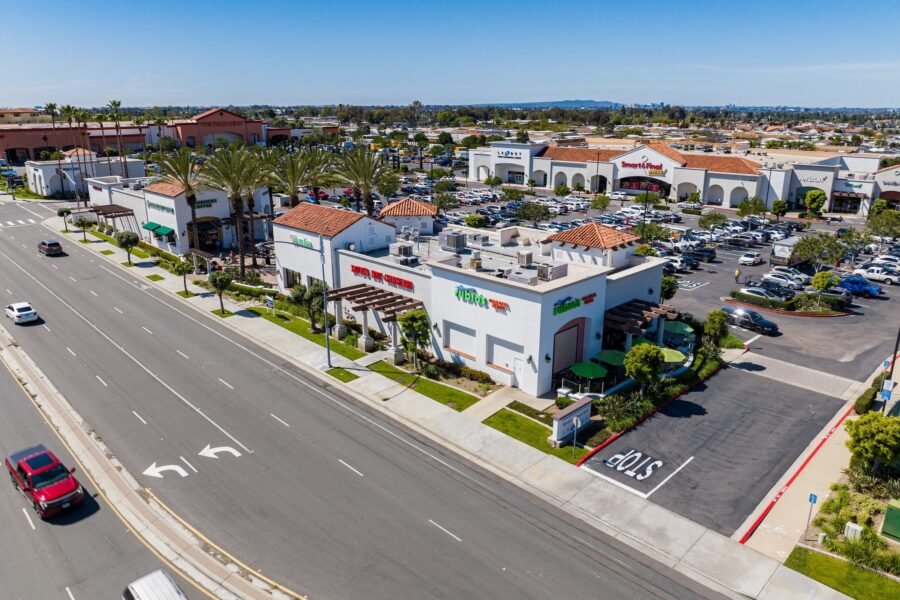 Decron Pays M for San Diego Shopping Center