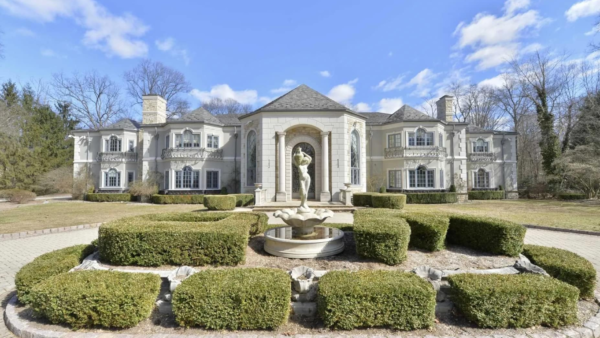 Russell Simmons’ Former New Jersey Mansion (PHOTOS)