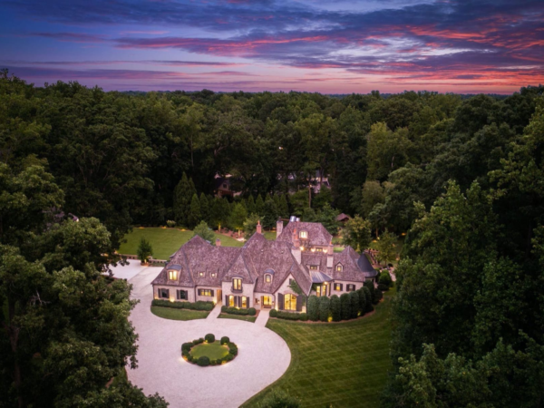 4+ Acre North Carolina Estate With Guest House And Pool