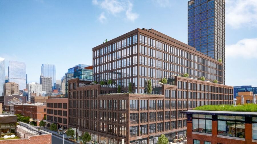 Fulton Street Tops Out 0M Chicago Office Project