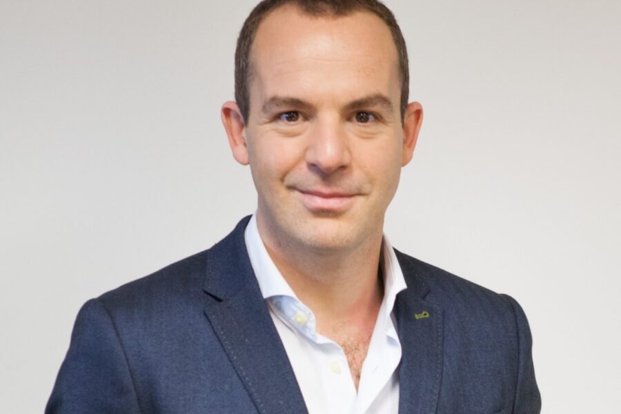 Martin Lewis warns that estate agents ‘skirts edge of law’ with conditional selling