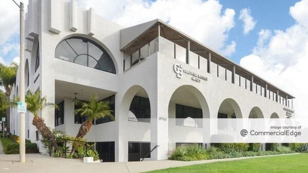 Brixton Capital Buys San Diego Mixed-Use Asset