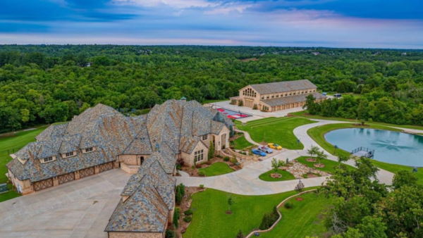Insane 36 Acre Oklahoma Estate Lists For  Million (PHOTOS)