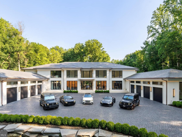 Luxurious New Build In Virginia Lists For Just Under  Million