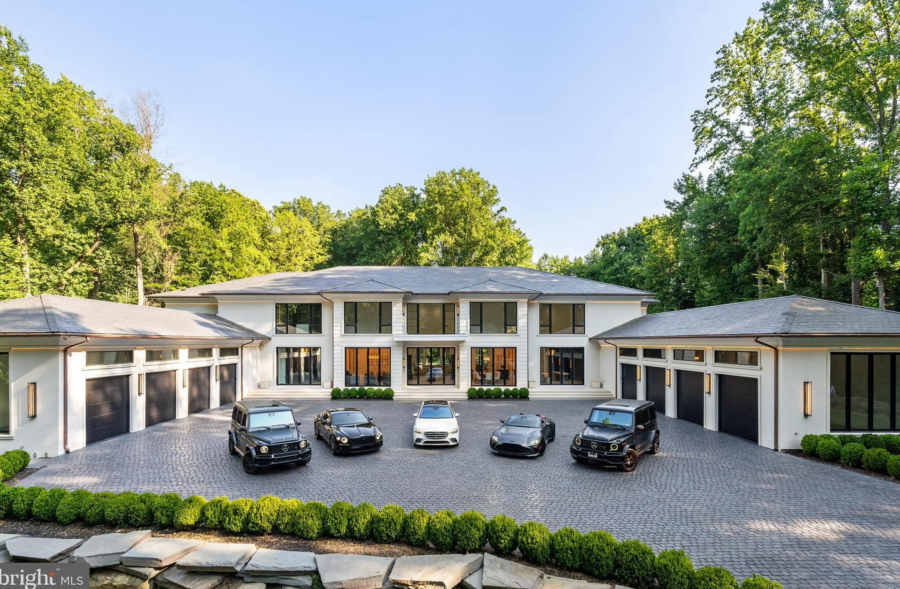 Luxurious New Build In Virginia Lists For Just Under  Million