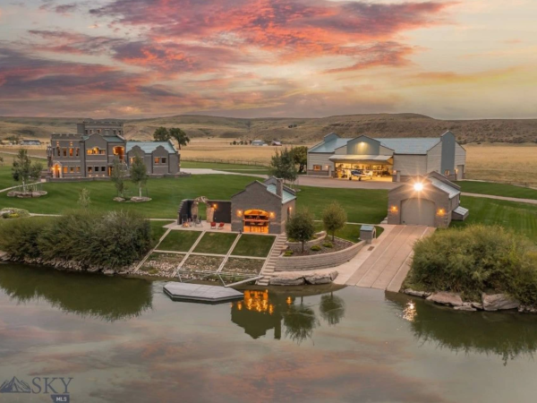 51 Acre Montana Estate With Airplane Hangar And Boathouse