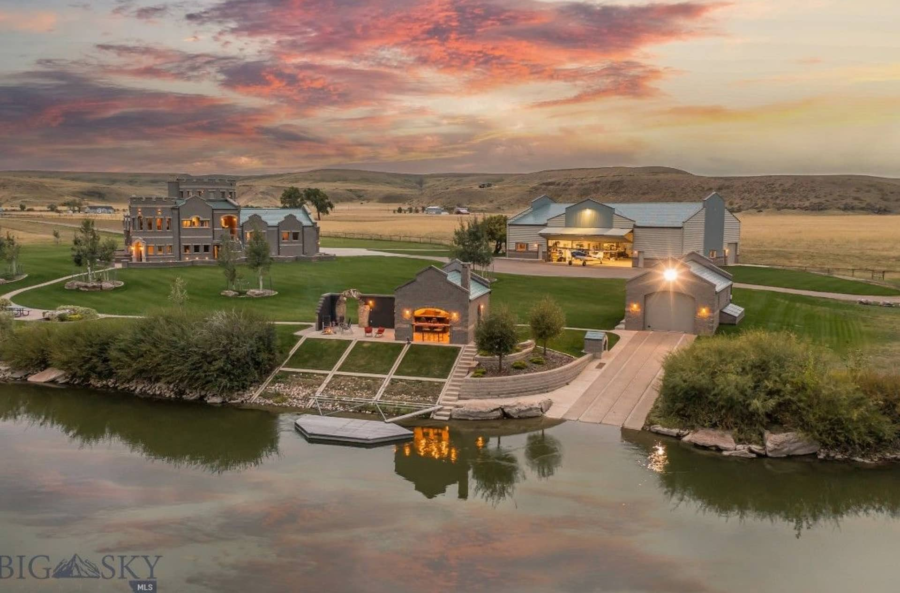 51 Acre Montana Estate With Airplane Hangar And Boathouse