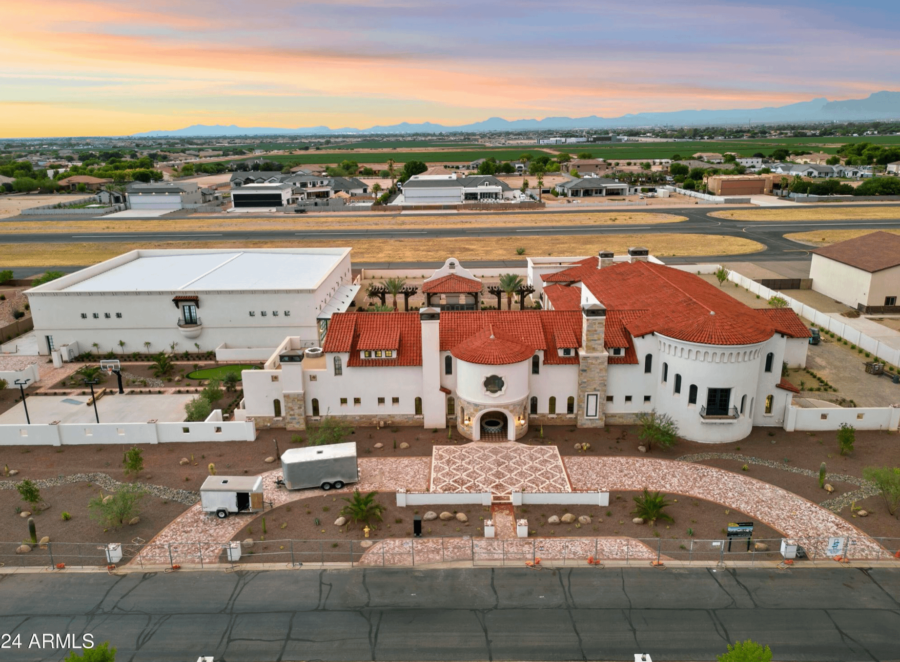 Spanish Style Mega New Build In Queen Creek, Arizona
