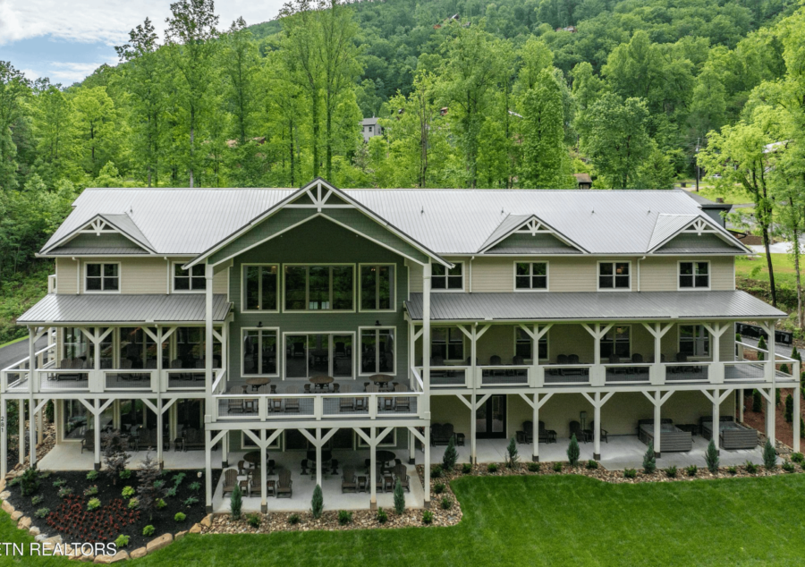 Tennessee Home With 57-Seat Movie Theater And Indoor Pool