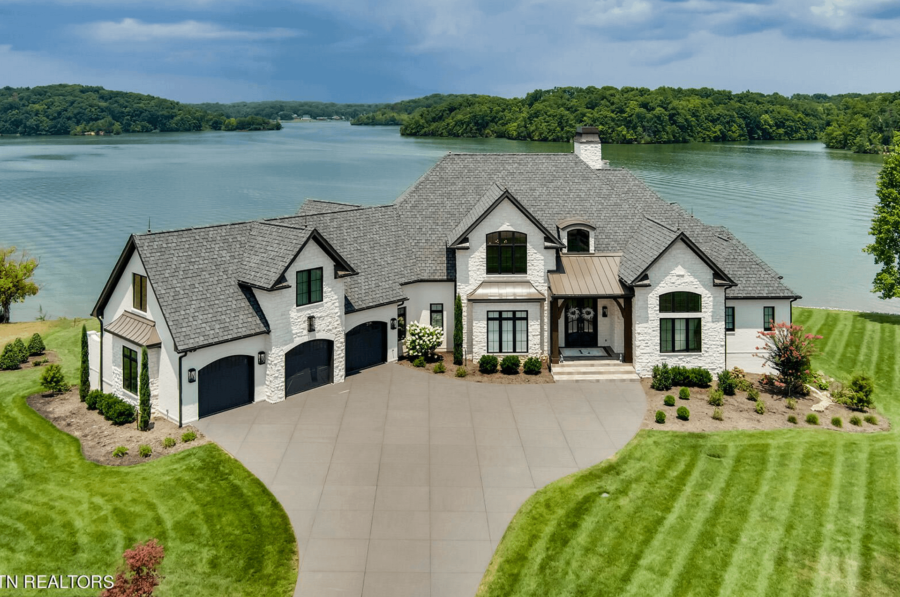  Million Lakefront Tennessee Home With Boathouse